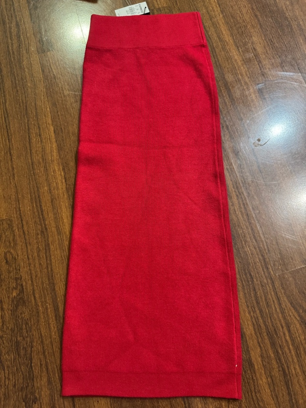 Express Red Ribbed Midi Pencil Skirt Size XS NWT - Picture 2 of 4